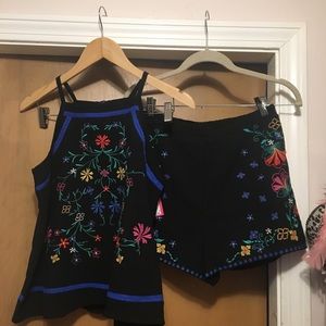 NWT Black & Flower Detail Short Set